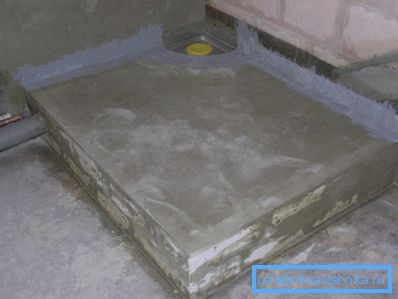 Betonová základna rohové palety