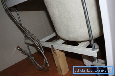 Tyč pomůže dosáhnout maximální tuhosti Tyč pomůže dosáhnout maximální tuhosti