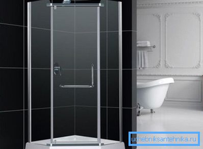 Elegantní 5-stupňová sprchová skříň Elegantní 5-stupňová sprchová skříň