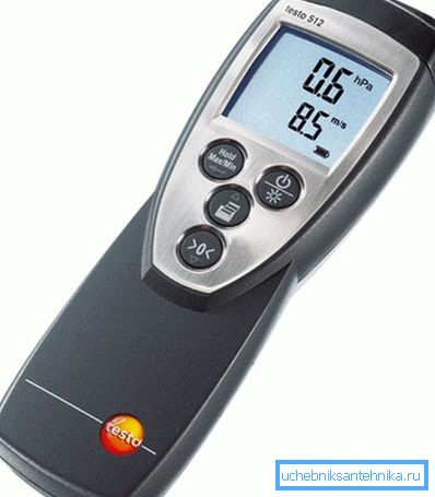 Elektronický diferenciální manometr.