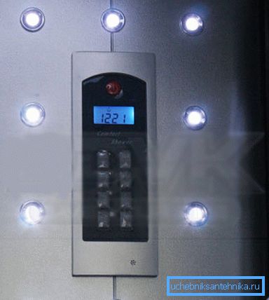 Elektronický displej pro ovládání funkcí Elektronický displej pro ovládání funkcí