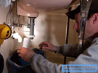 Pokud došlo k zablokování na přístupném místě, je nejlepší rozmontovat problémovou oblast. Pokud došlo k zablokování na přístupném místě, je nejlepší rozmontovat problémovou oblast.