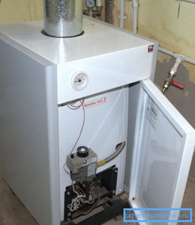 Plynové energeticky nezávislé podlahové topné kotle s piezoelektrickým zapalováním