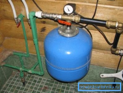 Hydroakumulátor pro zásobování vodou Hydroakumulátor pro zásobování vodou