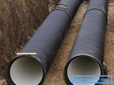 Vlnitá PVC venkovní kanalizační trubka Vlnitá PVC venkovní kanalizační trubka