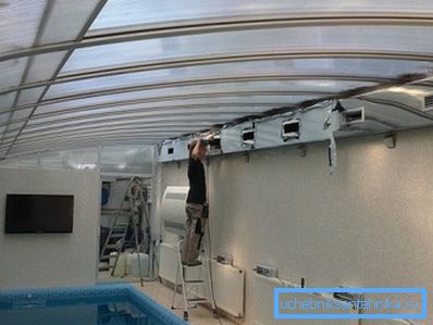 Pokyn vyžaduje zajištění přijatelných podmínek pro přístup do vzduchových kanálů a kanálů.