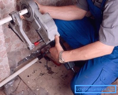 Použití elektrického šroubu