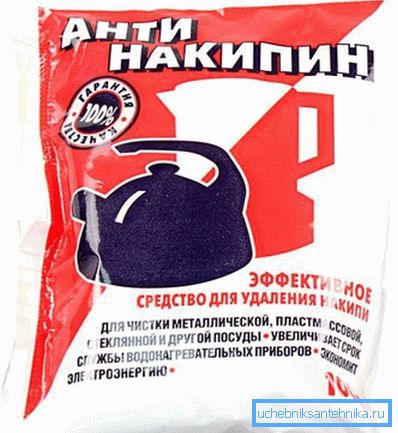 Používejte čistící prostředek, další jednoduchou možností je prostá kyselina citronová.