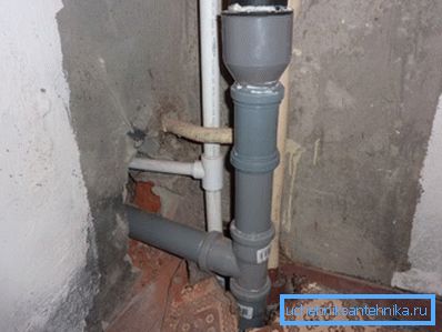 PVC stoupačka PVC stoupačka