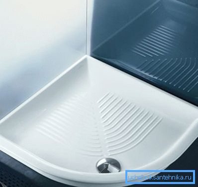 Návrh se nachází přímo na podlaze. Návrh se nachází přímo na podlaze.