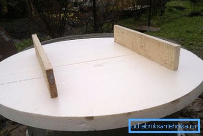Kryt na studně z expandovaného polystyrenu