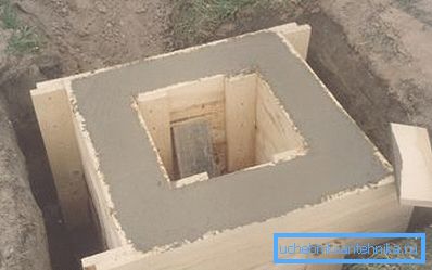Čtvercové betonové vrty jsou nejvhodnější pro pevné lití.
