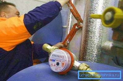 Instalace měřiče může provádět pouze odborník.