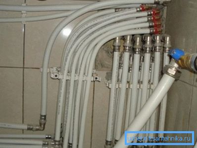 Instalace příměstského vytápění pomocí potrubí z kovoplastů Instalace příměstského vytápění pomocí potrubí z kovoplastů