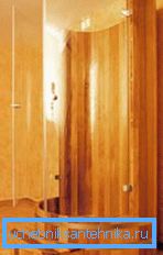 Na fotografii: sprchové kabiny pro dřevěné lázně - vynikající řešení, které dokonale padne do životního prostředí. Na fotografii: sprchové kabiny pro dřevěné lázně - vynikající řešení, které dokonale padne do životního prostředí.