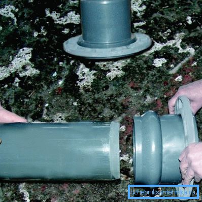 Na foto - instalaci spojky Na foto - instalaci spojky