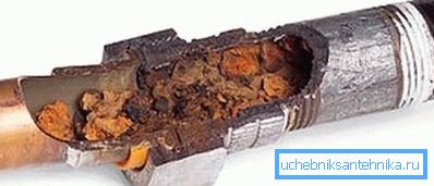 Na fotografii - příklad sloučeniny mědi a hliníku. Na fotografii - příklad sloučeniny mědi a hliníku.