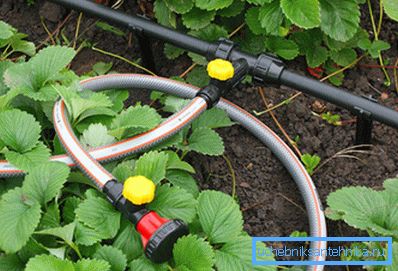 Na fotografii: potrubí pro letní instalace musí splňovat řadu požadavků.