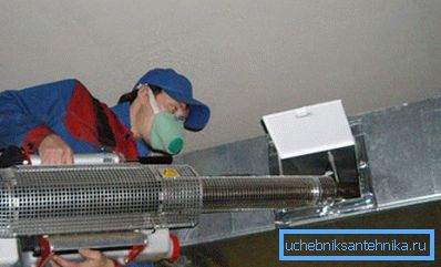 Dezinfekce průmyslových potrubí Dezinfekce průmyslových potrubí