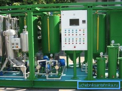 Zařízení na výrobu biopaliv z řepky Zařízení na výrobu biopaliv z řepky