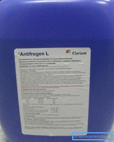 Jedna z nejmodernějších nemrznoucích prostředků společnosti Clariant.