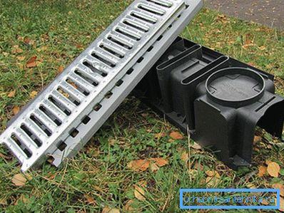Plastový žlab pro systém povrchové drenáže