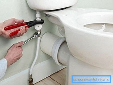 Připojte přívod vody. Připojte přívod vody.