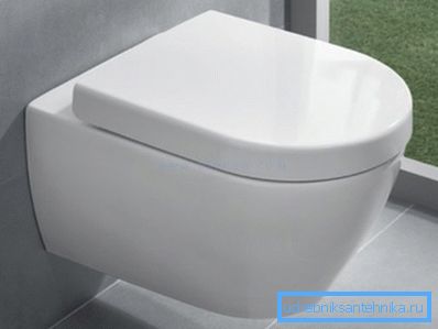 Závěsné WC s mikroobvodem
