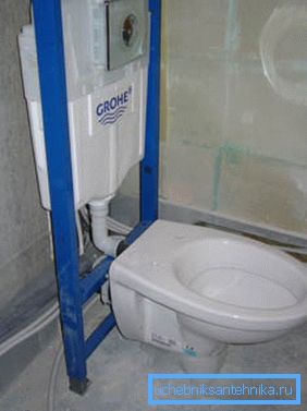 Při nákupu toalety zvažte velikost instalace