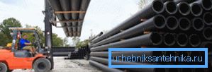 Trubky z polyetylénu vysoké hustoty umožňují položit velké dálnice