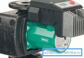 Zesilovací čerpadlo pro přívod vody zajistí stabilní tlak ve vodovodu i na starých tratích. Zesilovací čerpadlo pro přívod vody zajistí stabilní tlak ve vodovodu i na starých tratích.