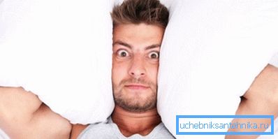 Při vysokých průtokových rychlostech dochází k hluku u kování a přechodu průměru. Tento hluk vás už nebude v noci potěšit.