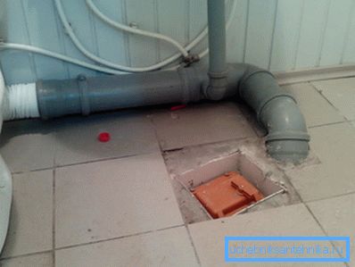 Při výběru místa instalace je nutné zajistit volný přístup k zařízení pro plánovanou údržbu a opravy. Při výběru místa instalace je nutné zajistit volný přístup k zařízení pro plánovanou údržbu a opravy.