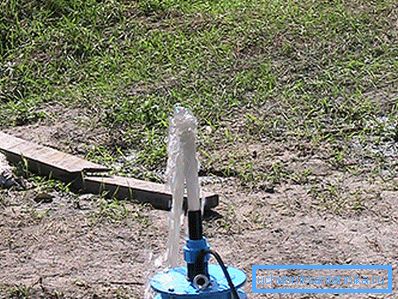 Budete muset dělat spoustu práce před křišťálově čistou vodou z dřeva z vaší studny. Budete muset dělat spoustu práce před křišťálově čistou vodou z dřeva z vaší studny.