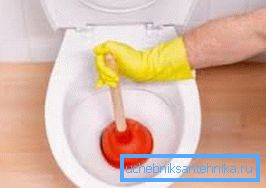 Puncování odpadkové zátky s plunžrem Puncování odpadkové zátky s plunžrem