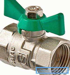 Produkty značky Valtec s vnitřními závity na obou stranách