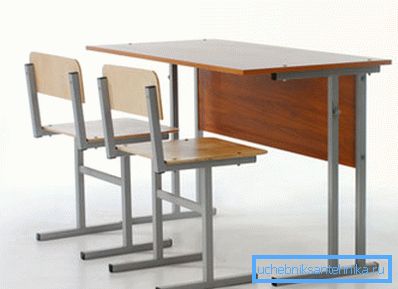 Jednoduchý a praktický nábytek