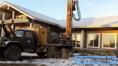 Proces vrtání studny. Proces vrtání studny.