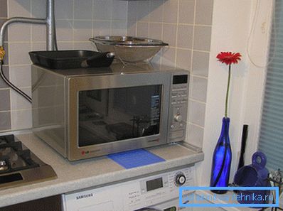 Umístil v kuchyňském plynovém ventilu Umístil v kuchyňském plynovém ventilu