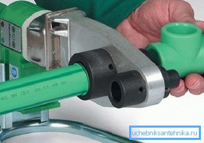 Samonosné plastové klempířské instalace Samonosné plastové klempířské instalace
