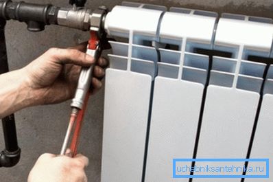 Nezávislá montáž radiátoru na lodžii