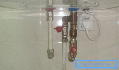 Schéma instalace s odporem na konci je velmi originální, i když mnoho odborníků považuje to za nepraktické Schéma instalace s odporem na konci je velmi originální, i když mnoho odborníků považuje to za nepraktické