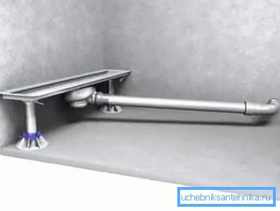 Schéma instalace žebříku s podnosem.