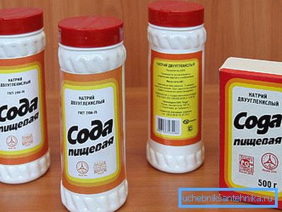 Soda nejen eliminuje ucpání, ale také dezinfikuje potrubí