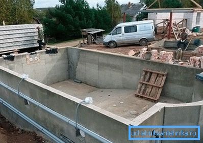 Konstrukce betonových bazénů Konstrukce betonových bazénů