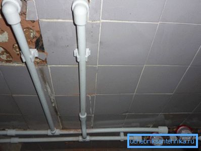 Moderní materiály jsou levnější a odolnější než tradiční ocelové trubky.