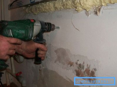 Vyvrtejte otvory pro instalaci topných zařízení