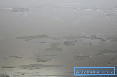 K tomu dochází při významných teplotních rozdílech mezi byty.