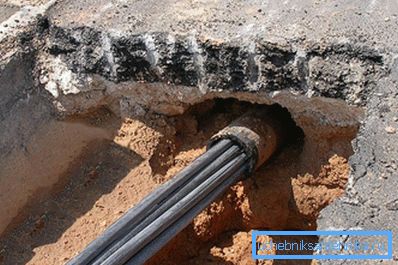 Telefonní cesta v polyetylénových trubkách