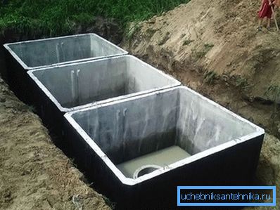 Tříkomorový betonový septik